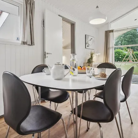 Ronnebaervaenget Ix Feriehus *