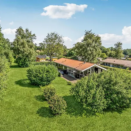 Beautiful Home In Hejls With Wifi